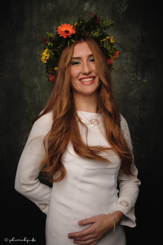 Strahlende Braut strahlende Vintage Braut natürliches Make-up Hochzeit